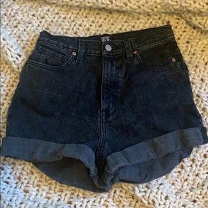 Urban Outfitters BDG black mom shorts